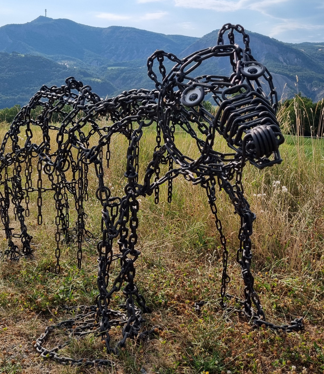 Sculpture  l'ours et le phoque du Bestiaire d'En Fer