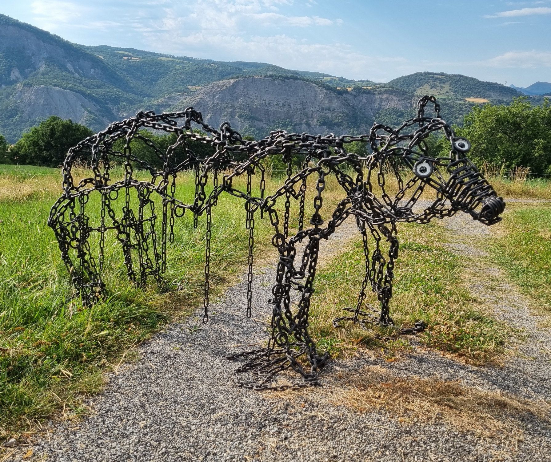 Sculpture  l'ours et le phoque du Bestiaire d'En Fer