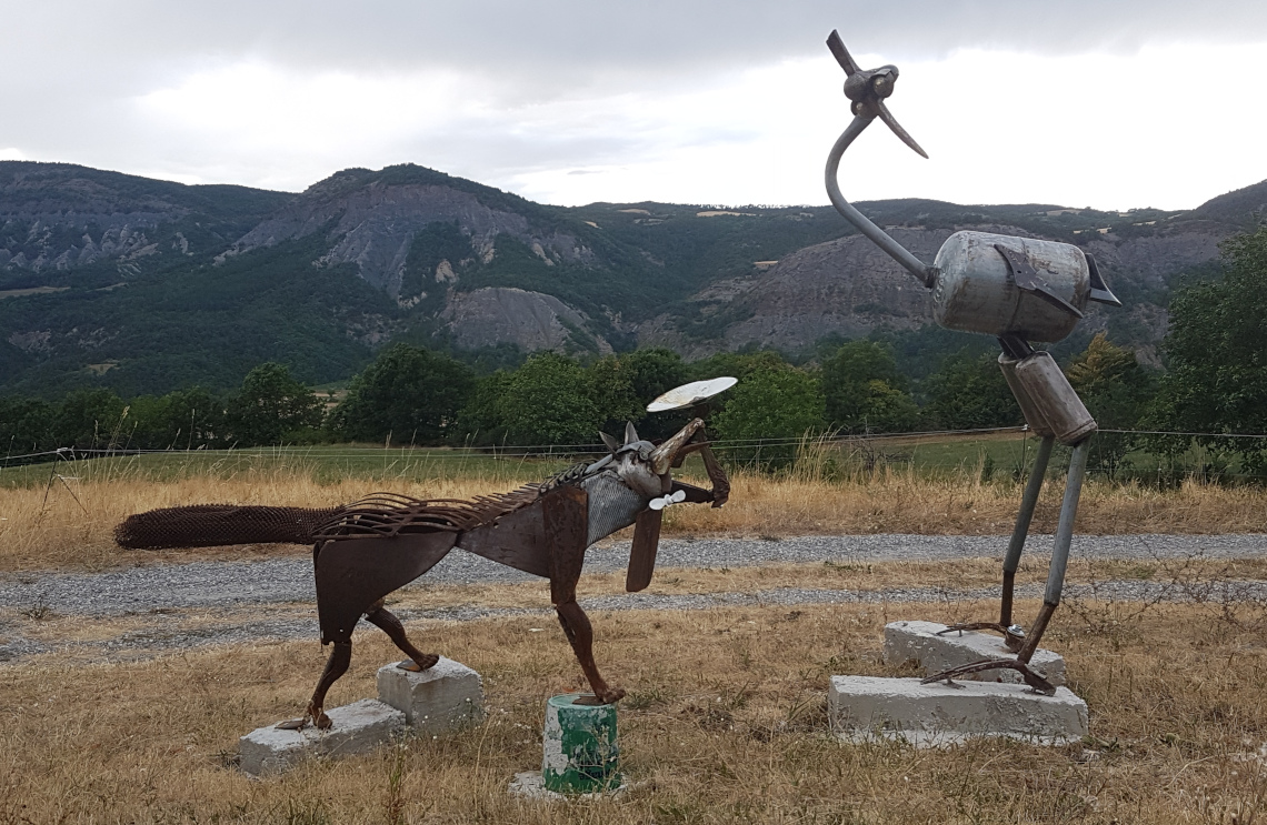 Sculpture  le renard et la cigogne du Bestiaire d'En Fer